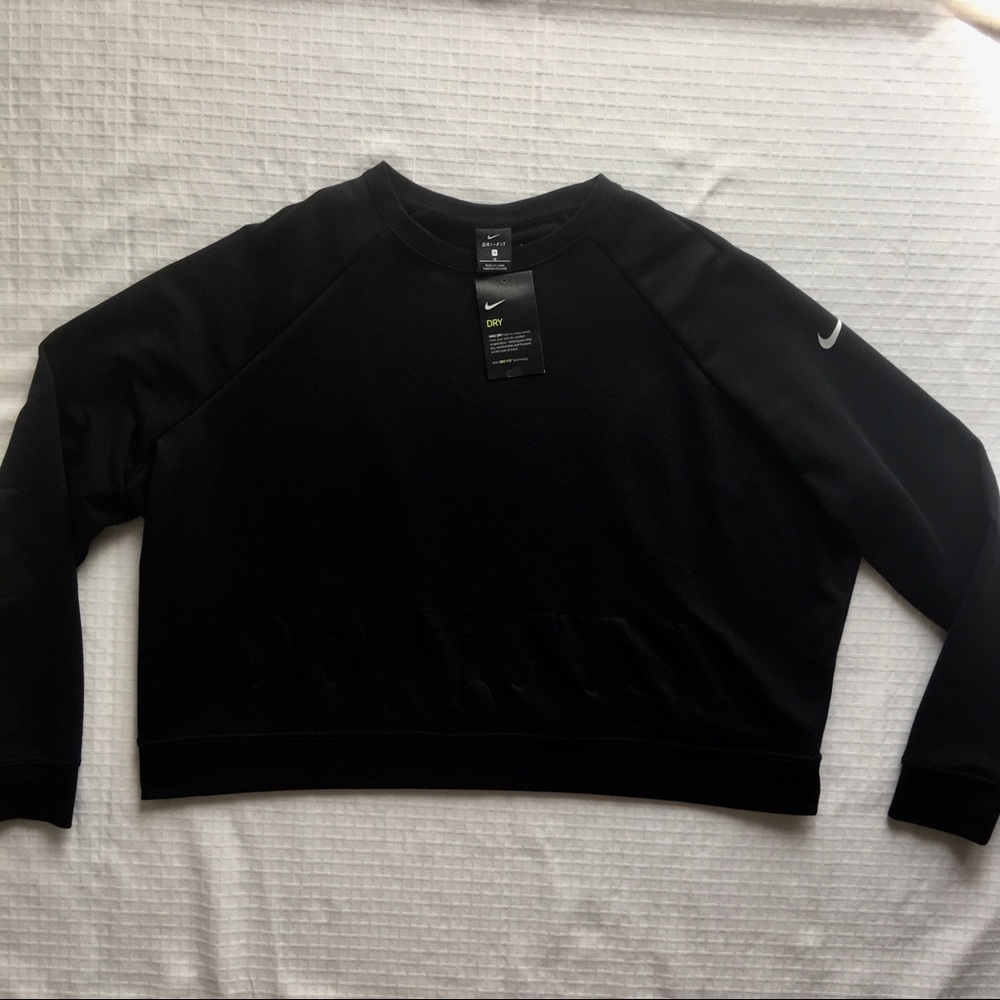 ✨ Nike Sweatshirt Cropped  Black NEW ✨